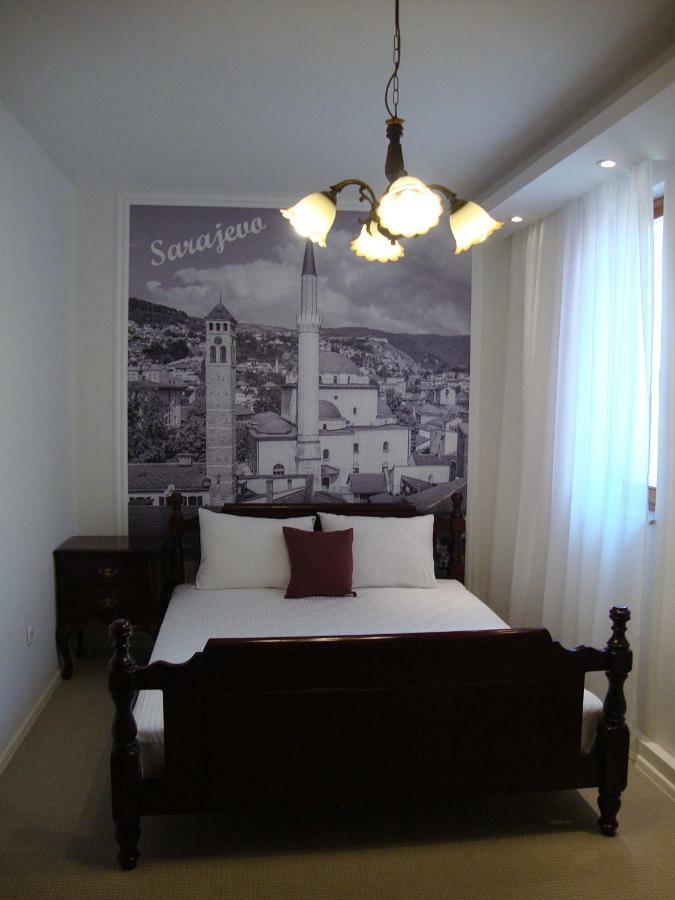 Demi Old Town - Garage Parking Hotel Sarajevo Exterior photo